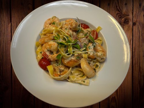 Garnéla (9db) grillezve, tejszínes tagliatelle tésztával