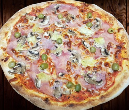 16. Capricciosa